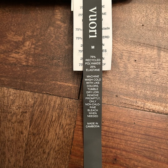 NWT Vuori All the Feels Bra Aspen Size M - Picture 7 of 7